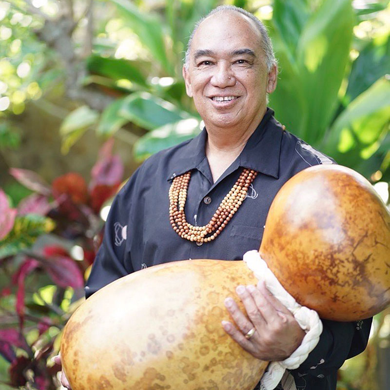 チンキー・マホエ　Kumu Hula Chinky Mahoe